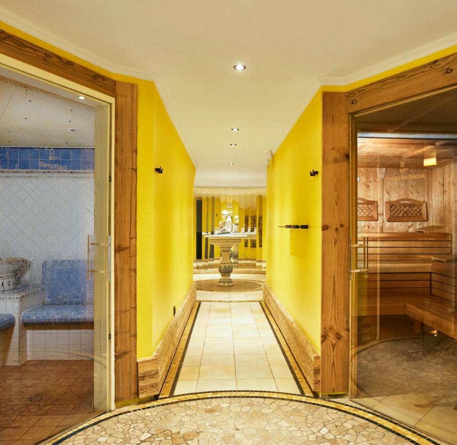 Gut Stiluppe Hotel Mayrhofen Exterior photo